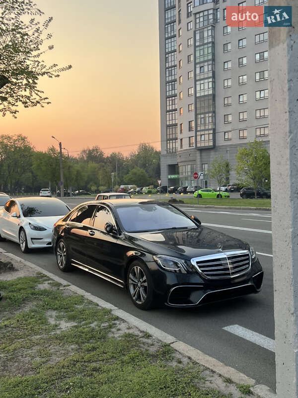 Седан Mercedes-Benz S-Class 2014 в 