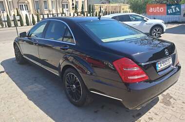 Седан Mercedes-Benz S-Class 2013 в 
