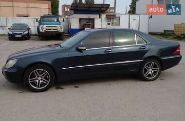 Седан Mercedes-Benz S-Class 2000 в 