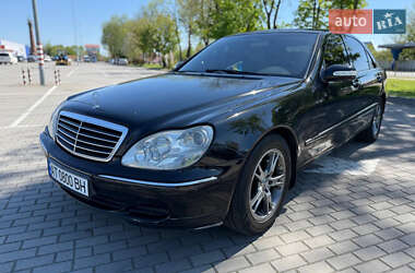 Седан Mercedes-Benz S-Class 2005 в 