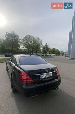 Седан Mercedes-Benz S-Class 2009 в 