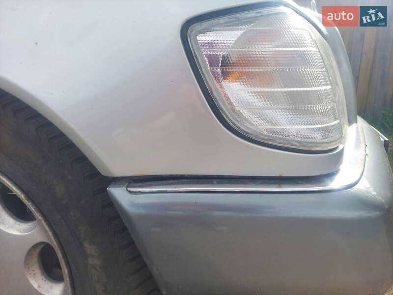 Седан Mercedes-Benz S-Class 1992 в Семенівці