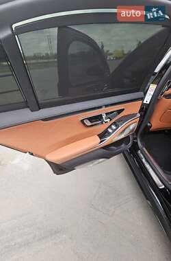 Седан Mercedes-Benz S-Class 2021 в 