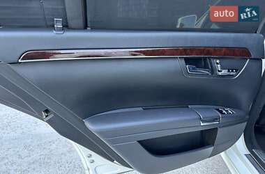 Седан Mercedes-Benz S-Class 2008 в 