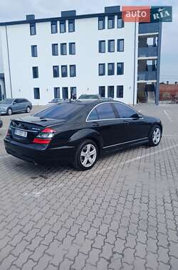 Седан Mercedes-Benz S-Class 2005 в 