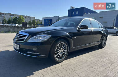 Mercedes-Benz S-Class 2011 Mercedes-Benz S-Class 2011