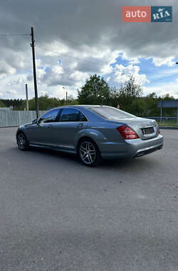 Седан Mercedes-Benz S-Class 2012 в 