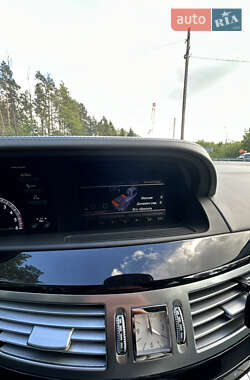 Седан Mercedes-Benz S-Class 2012 в 