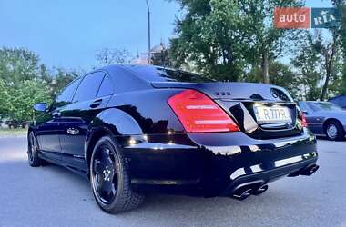 Седан Mercedes-Benz S-Class 2006 в 