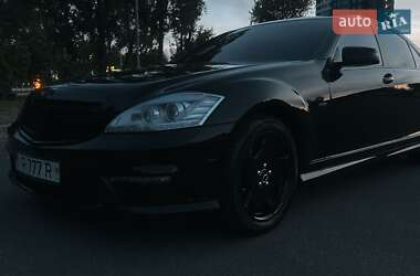 Седан Mercedes-Benz S-Class 2006 в 