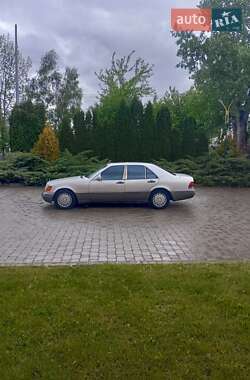 Седан Mercedes-Benz S-Class 1991 в 