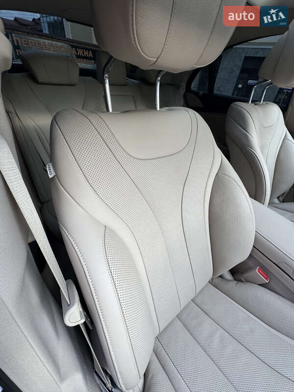 Седан Mercedes-Benz S-Class 2015 в Львове