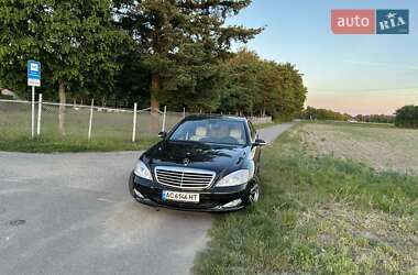 Седан Mercedes-Benz S-Class 2006 в 