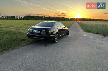 Седан Mercedes-Benz S-Class 2006 в 