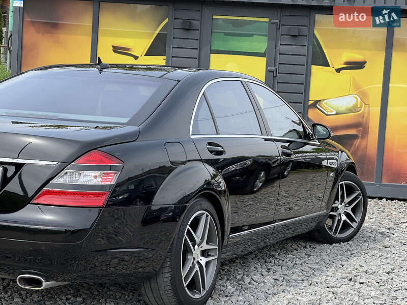 Седан Mercedes-Benz S-Class 2007 в Стрию