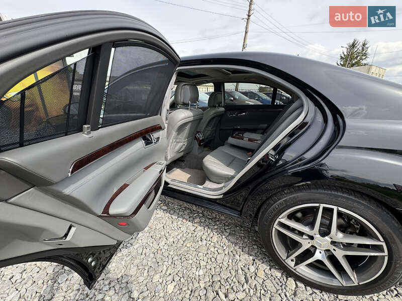 Седан Mercedes-Benz S-Class 2007 в Стрию