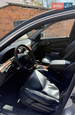 Седан Mercedes-Benz S-Class 2001 в 