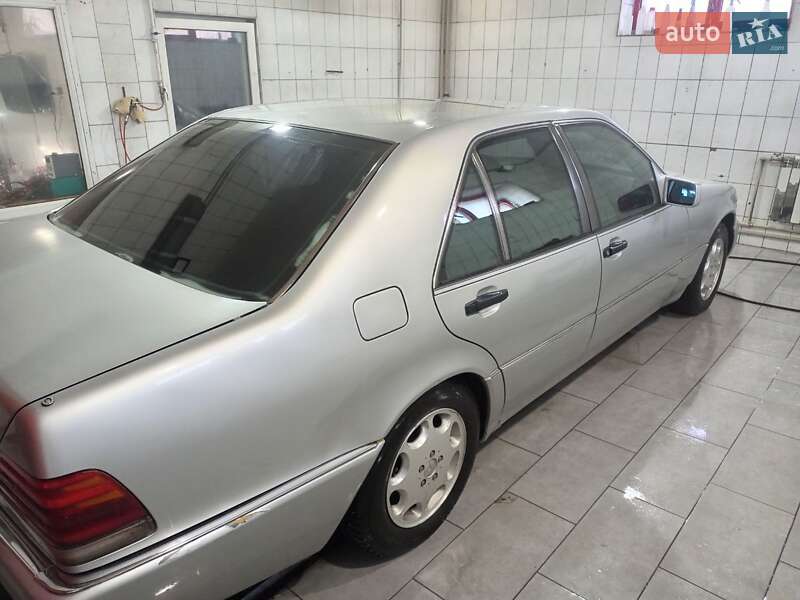 Седан Mercedes-Benz S-Class 1993 в Киеве