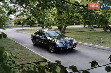 Седан Mercedes-Benz S-Class 2000 в 