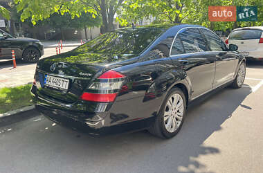 Седан Mercedes-Benz S-Class 2008 в 
