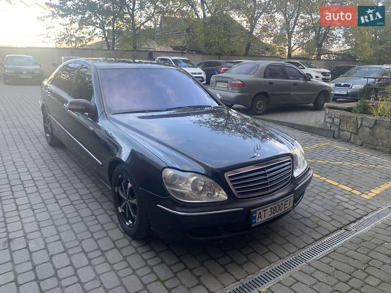 Mercedes-Benz S-Class 2004