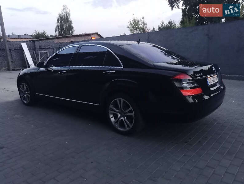 Седан Mercedes-Benz S-Class 2006 в Луцьку