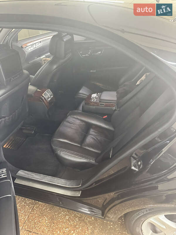 Седан Mercedes-Benz S-Class 2006 в Днепре