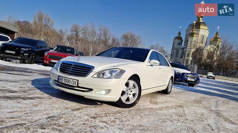 Седан Mercedes-Benz S-Class 2007 в 