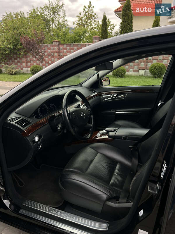 Седан Mercedes-Benz S-Class 2009 в Луцке