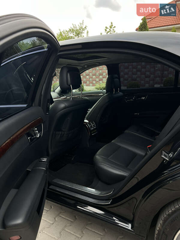 Седан Mercedes-Benz S-Class 2009 в Луцке