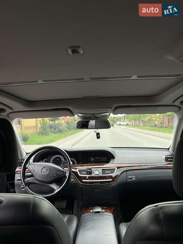 Седан Mercedes-Benz S-Class 2009 в Луцке
