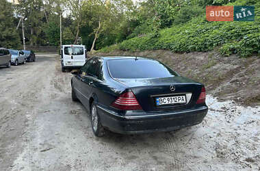 Седан Mercedes-Benz S-Class 2004 в 