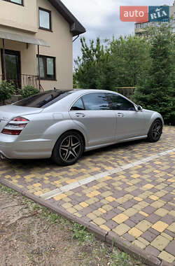 Седан Mercedes-Benz S-Class 2008 в 