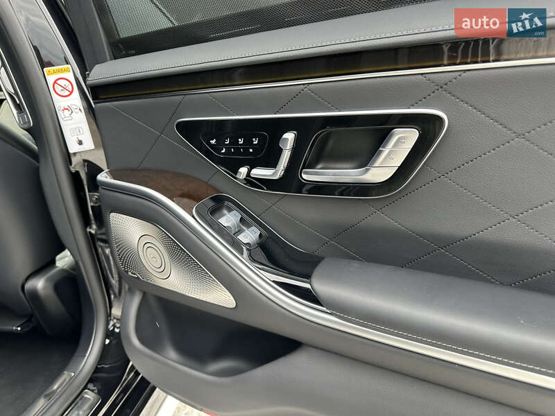 Седан Mercedes-Benz S-Class 2023 в Києві