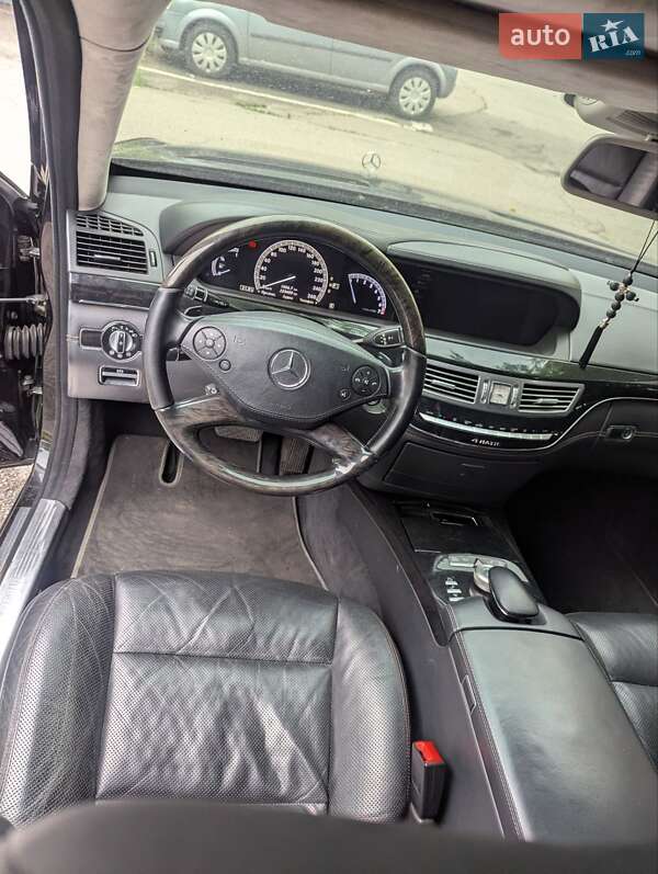 Седан Mercedes-Benz S-Class 2012 в Киеве