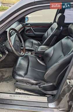 Седан Mercedes-Benz S-Class 1996 в 