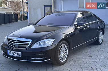Mercedes-Benz S-Class 2013