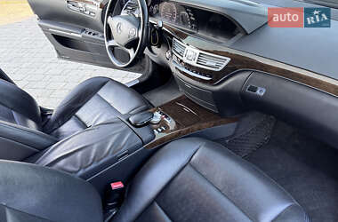 Седан Mercedes-Benz S-Class 2013 в 