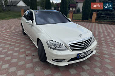 Седан Mercedes-Benz S-Class 2012 в 