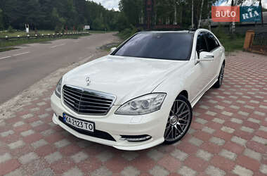 Седан Mercedes-Benz S-Class 2012 в 
