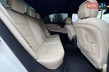 Седан Mercedes-Benz S-Class 2012 в 