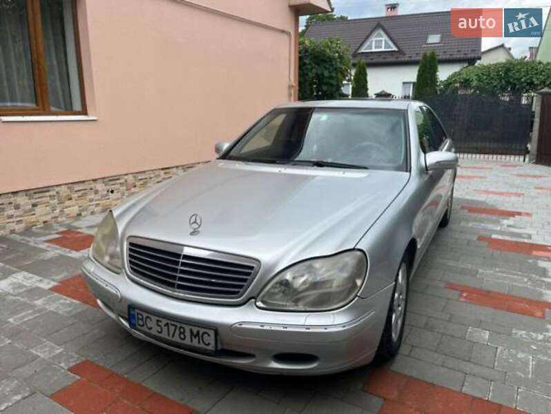 Mercedes-Benz S-Class 2000