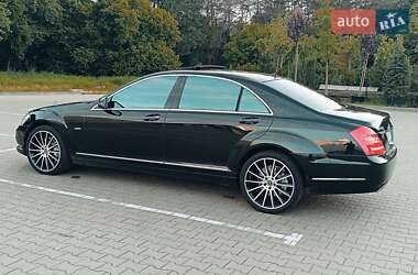 Седан Mercedes-Benz S-Class 2011 в 