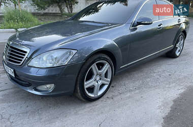 Седан Mercedes-Benz S-Class 2007 в Коростишеві
