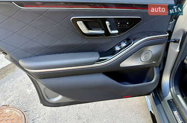 Седан Mercedes-Benz S-Class 2021 в 