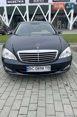 Mercedes-Benz S-Class 2007