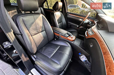 Седан Mercedes-Benz S-Class 2005 в 
