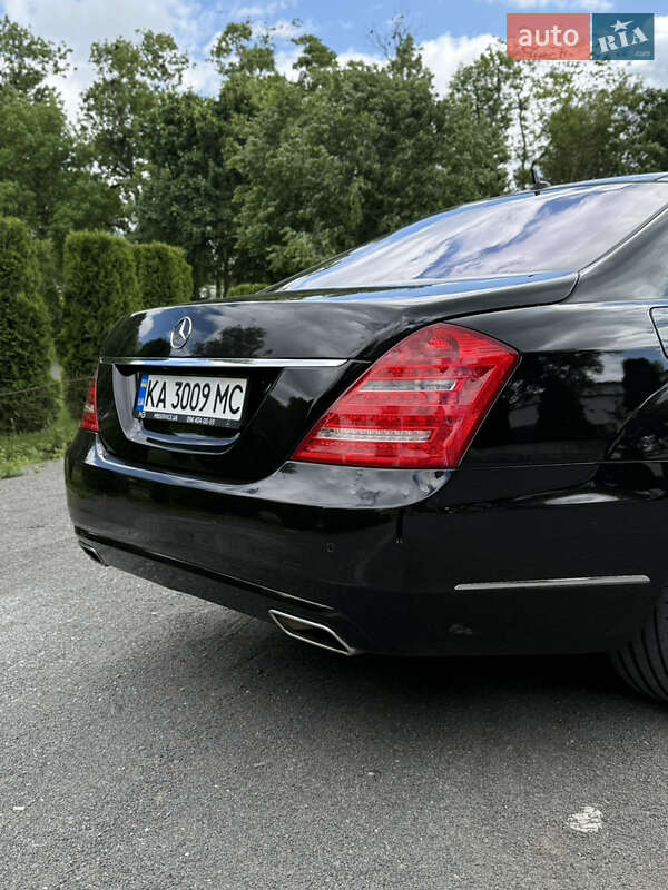 Седан Mercedes-Benz S-Class 2012 в Хмельницком