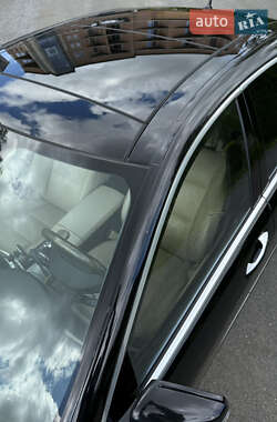 Седан Mercedes-Benz S-Class 2012 в 