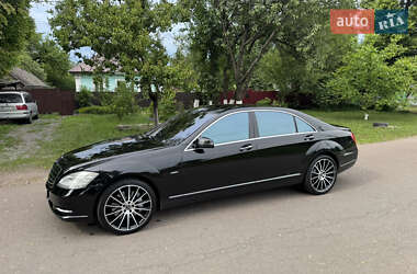 Седан Mercedes-Benz S-Class 2011 в Чернігові